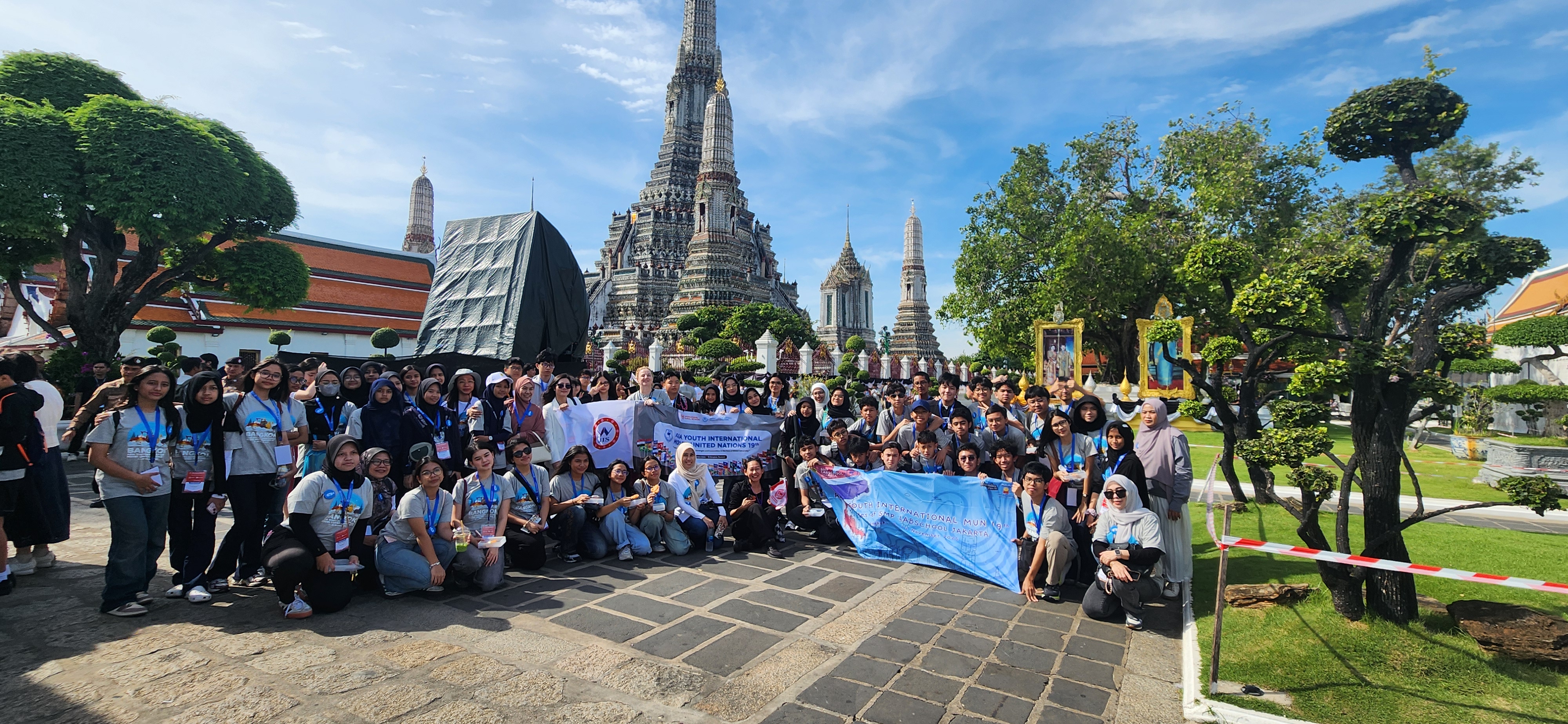 AYIMUN 19th BANGKOK - SMP LABSCHOOL JAKARTA